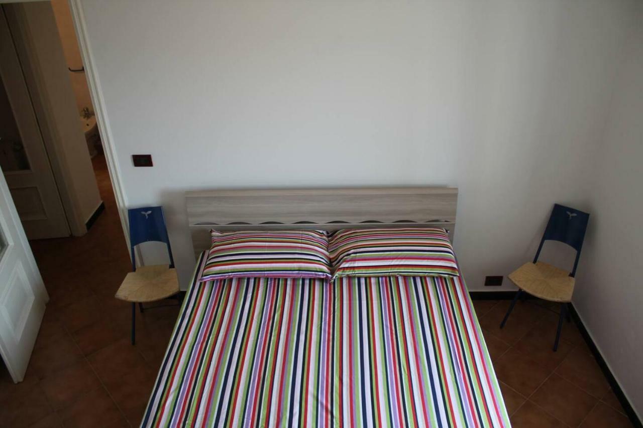 Appartement La Casetta Di Graziella à Vezzi Portio Extérieur photo