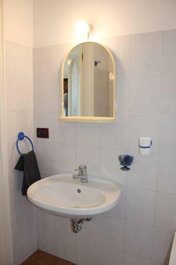 Appartement La Casetta Di Graziella à Vezzi Portio Extérieur photo