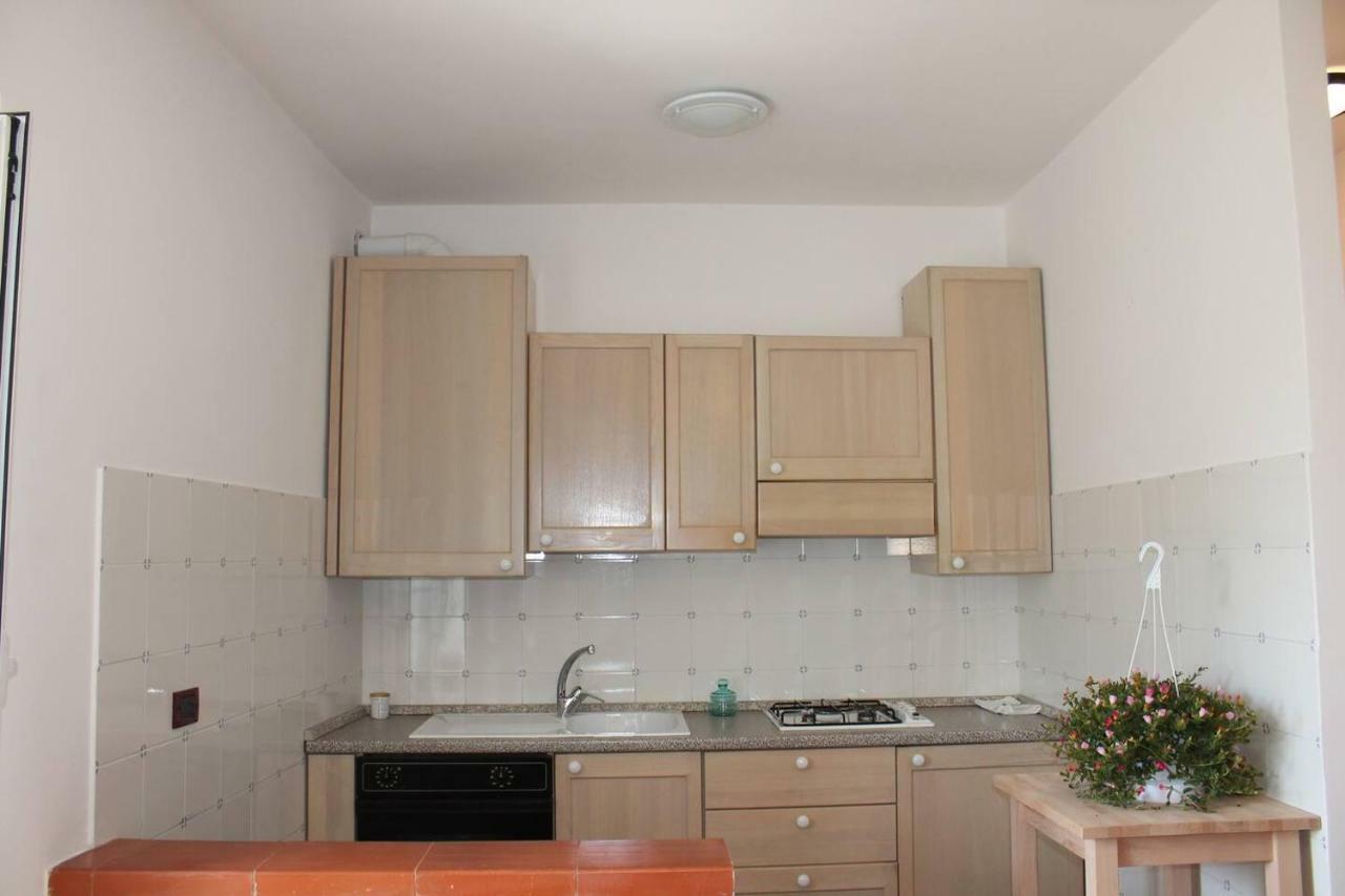 Appartement La Casetta Di Graziella à Vezzi Portio Extérieur photo